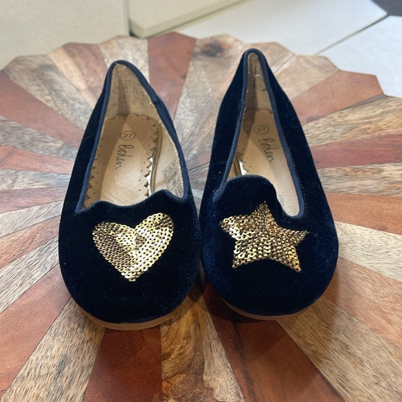Boden Little Girls Navy blue Velvet flats with gold heart & star sequin size 27 - Picture 2 of 9